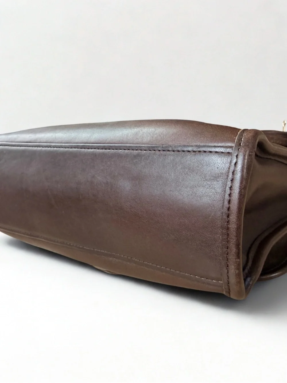 VINTAGE COACH Shelburne Flap 9038 Mahogany Leather Crossbody + Dust Bag - MINT - Picture 6 of 10